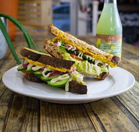 Chick Avo Sandwich